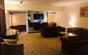 Avari Lahore Hotel